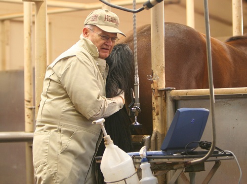 Dr. Blodgett - Palpating